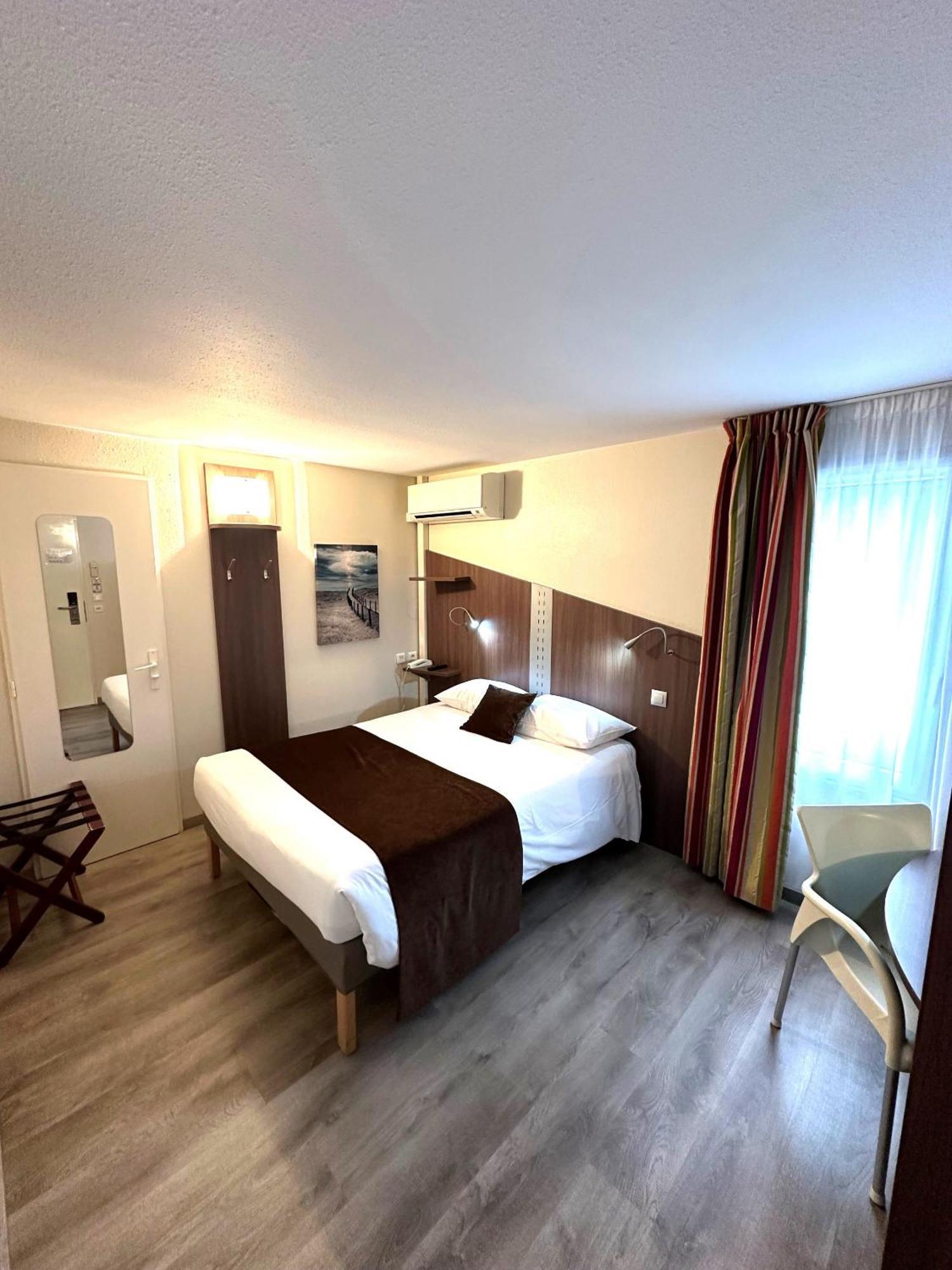 Fasthotel Toulouse Aéroport Hotel